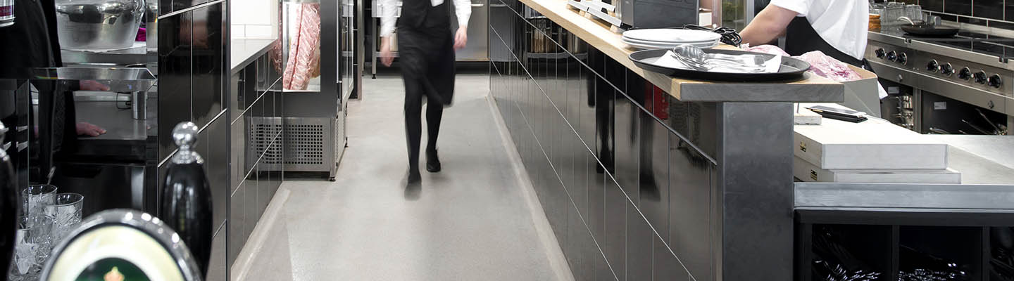 Hotels & Restaurants